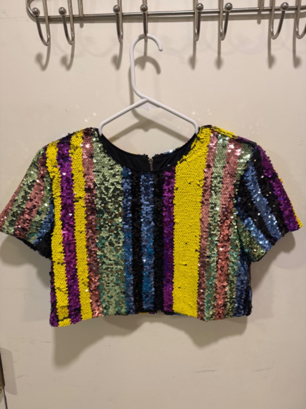 Elliatt | Lola Sequin Crop Top | Size Small